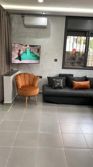 Apartment Belle Maison Equipee Rdcet Jardin *