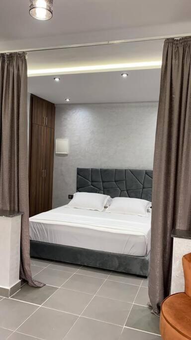 Apartment Belle Maison Equipee Rdcet Jardin *